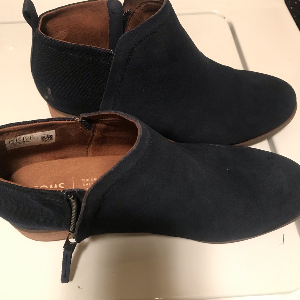 Toms Navy Blue Booties Size 10